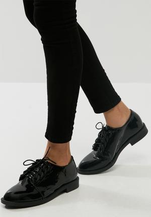 Women's Shoes Online | Buy Heels, Sneakers & Flats | Superbalist